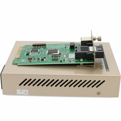 AddOn 10/100Base-TX(RJ-45) to 100Base-FX(SC) MMF 1310nm 2km Standalone Media Converter Card Kit ADD-MCC1MMM2K-SK