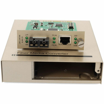 AddOn 10/100Base-TX(RJ-45) to 100Base-FX(SC) MMF 1310nm 2km Standalone Media Converter Card Kit ADD-MCC1MMM2K-SK