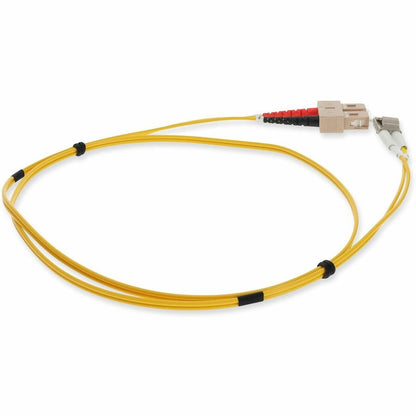 Addon Networks Add-Sc-Lc-1M5Om4P-Yw Fibre Optic Cable 1 M Ofnp Om4 Yellow