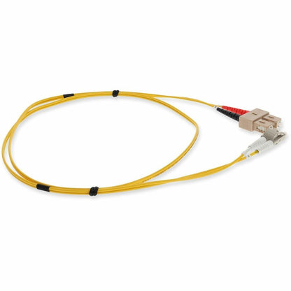 Addon Networks Add-Sc-Lc-1M5Om4P-Yw Fibre Optic Cable 1 M Ofnp Om4 Yellow