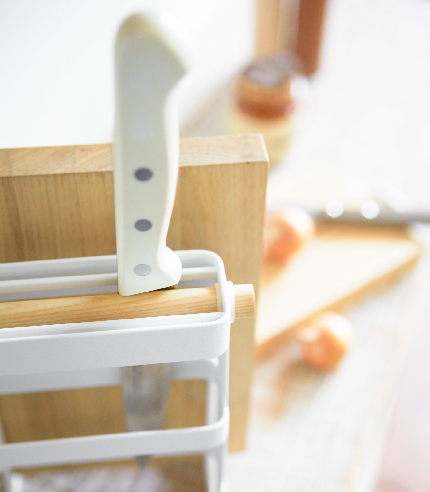 Knife & Cutting Board Stand - Steel + Wood