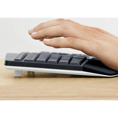 Logitech Mk850 Performance Wireless And Mouse Combo Keyboard Rf Wireless + Bluetooth Qwerty English Black