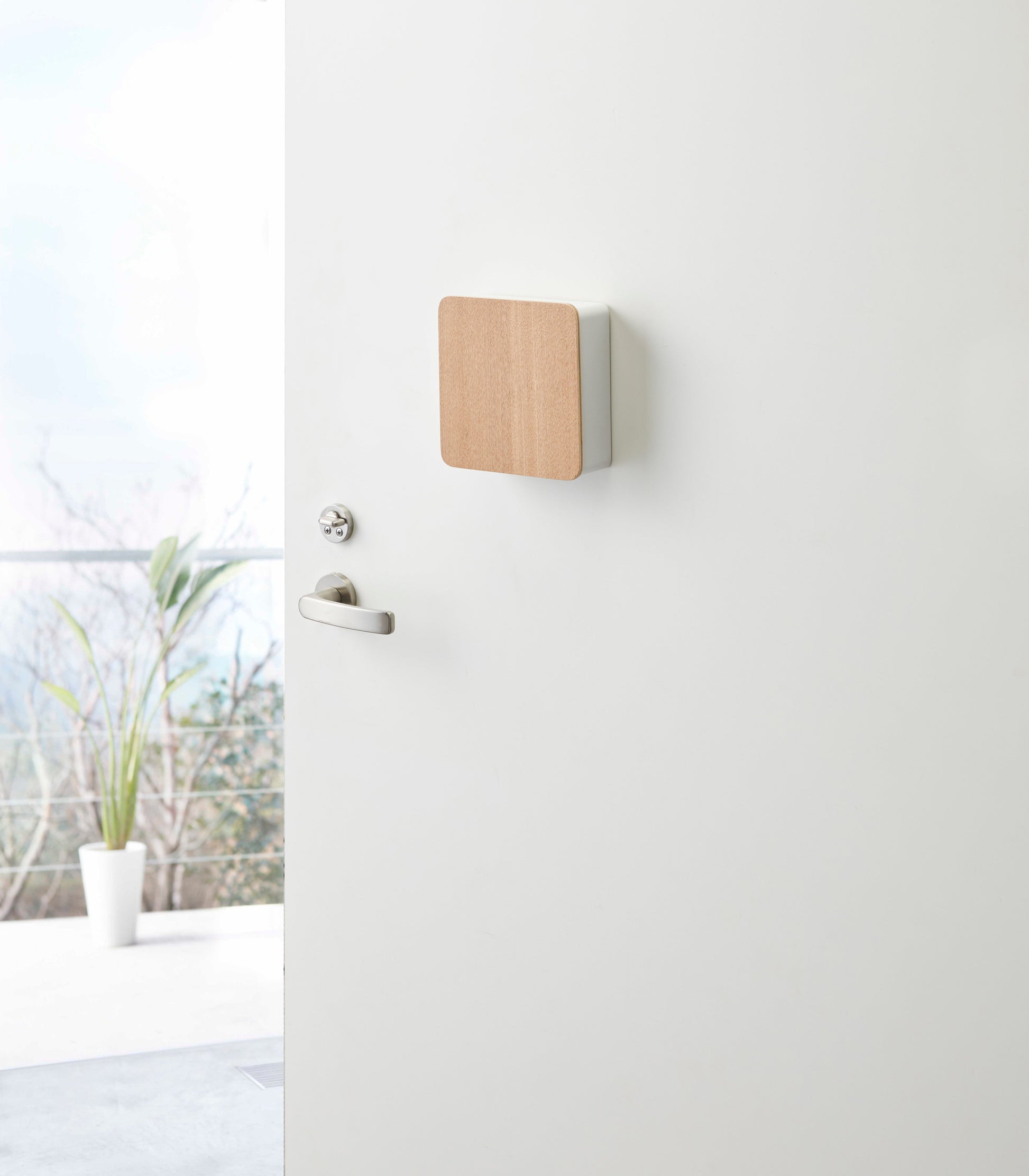 Magnetic Key Cabinet - Steel + Wood