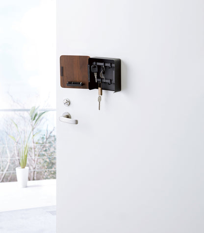 Magnetic Key Cabinet - Steel + Wood