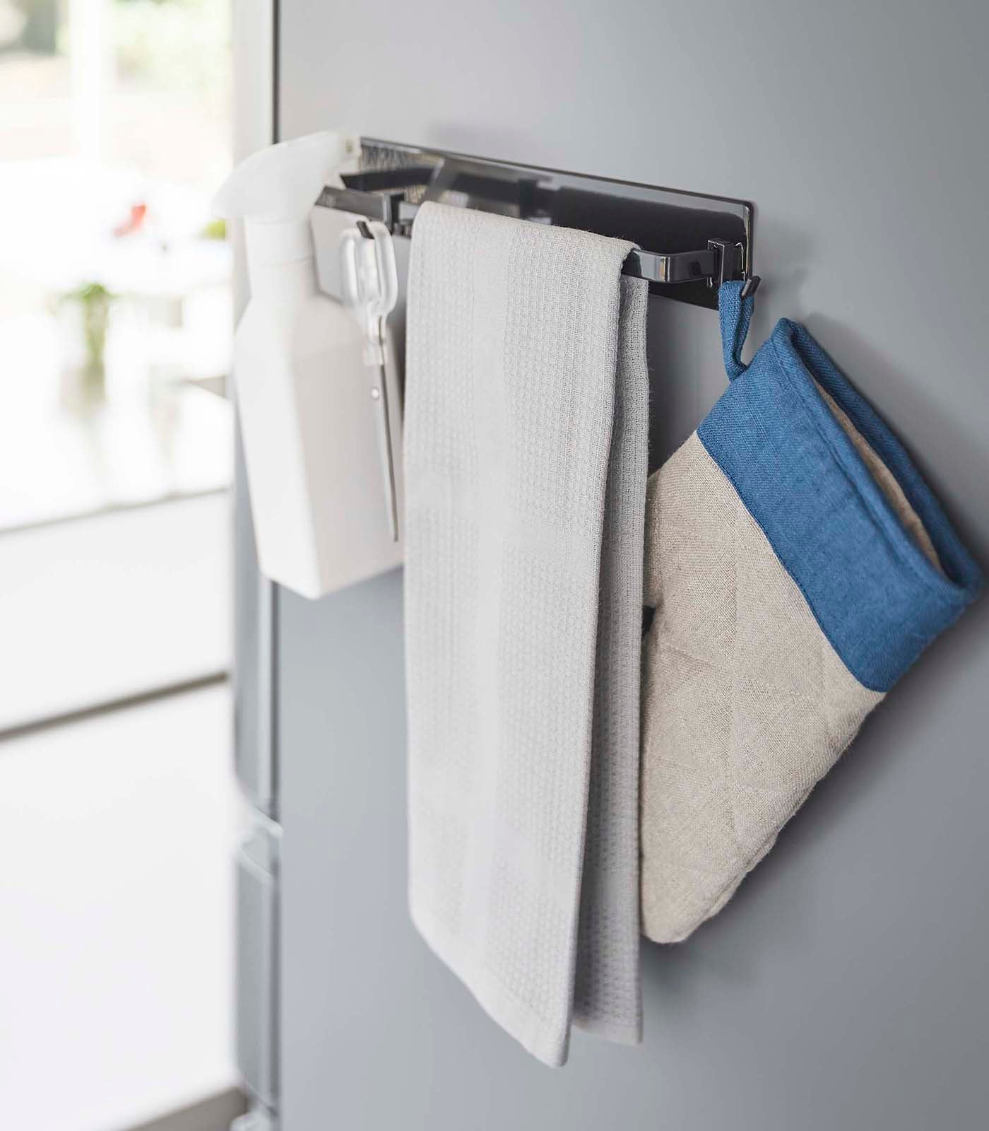 Magnetic Kitchen Towel Hanger - Steel