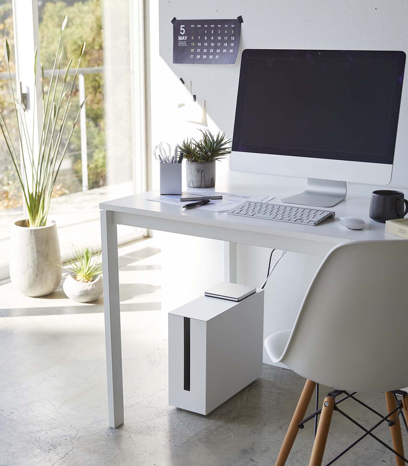 Rolling Cable Management Box - Steel