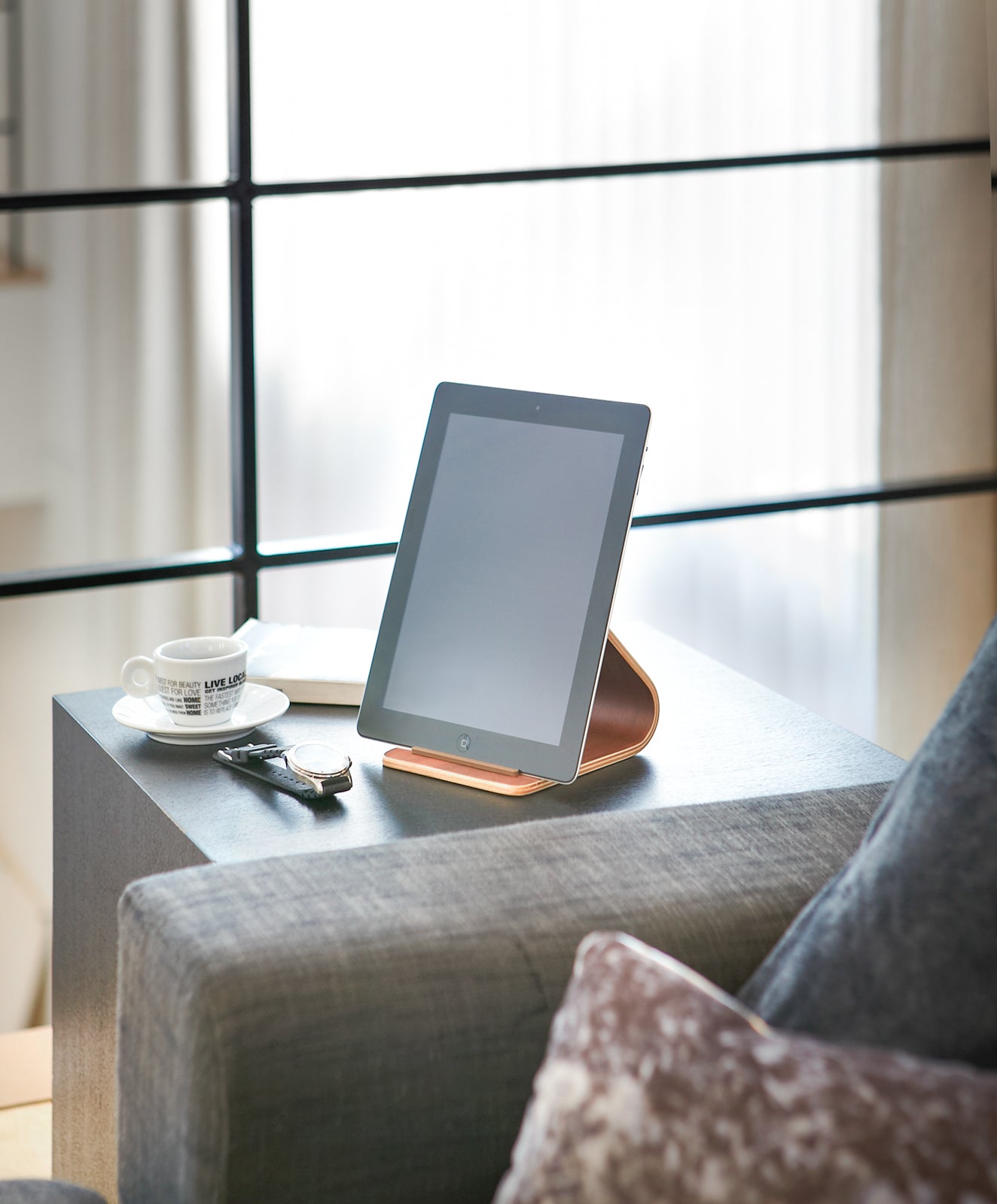 Tablet Stand - Wood