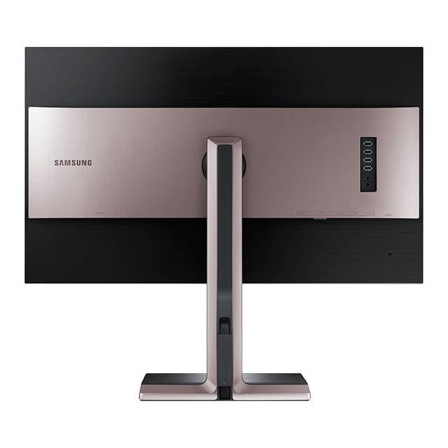 Samsung S32D850T 32 Inch Widescreen 3,000:1 5Ms Dvi/Hdmi/Displayport/Usb Led Lcd Monitor (Matt Black & Titanium Silver)