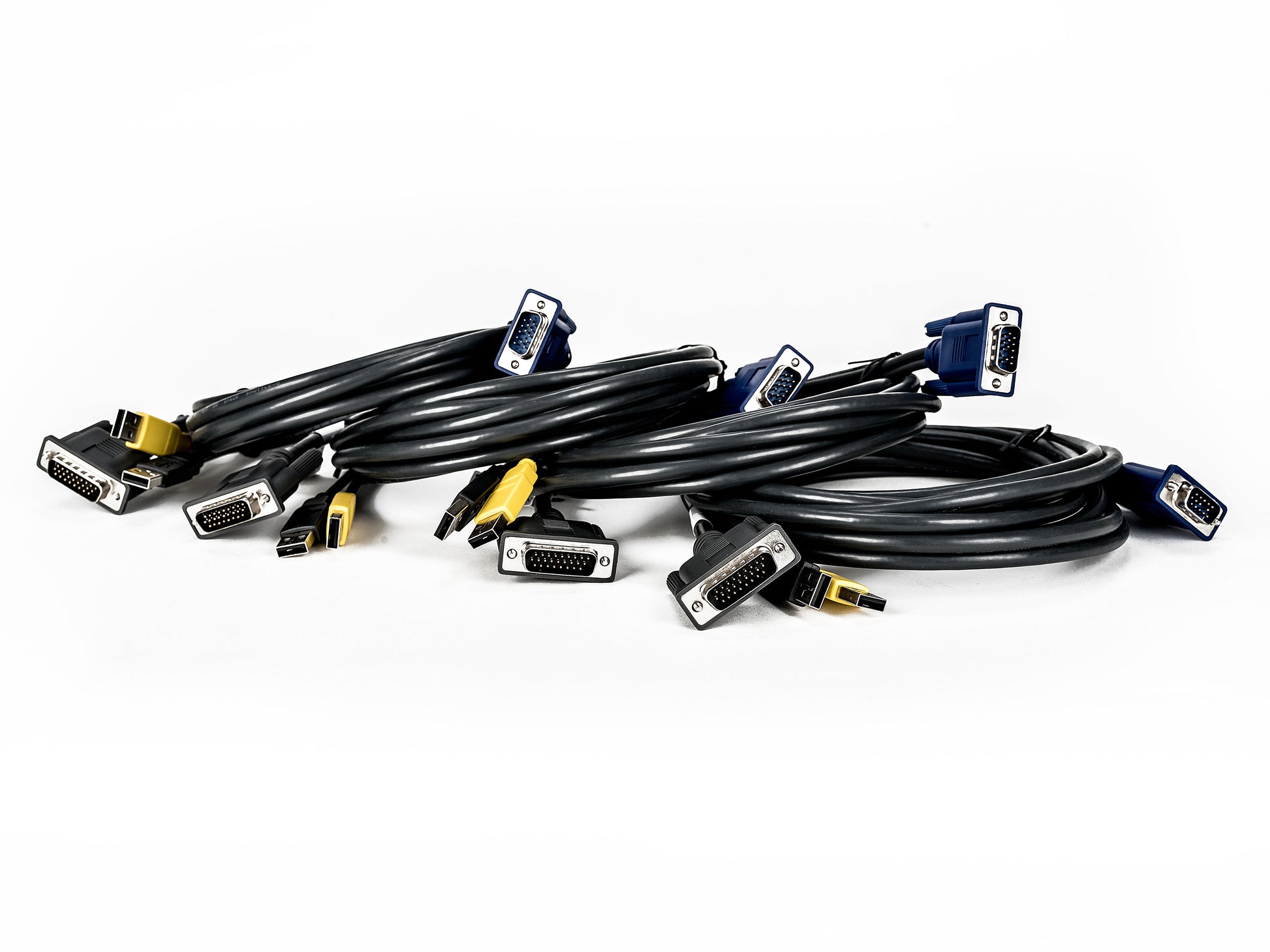 Vertiv Avocent 12-Foot 26-Pin To Vga 4-Cable Bundle